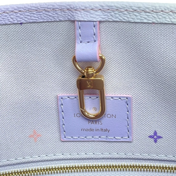 Louis Vuitton OnTheGo GM in LIMITED EDITION Sunrise Pastel NEW in Gift Box - Picture 4 of 16
